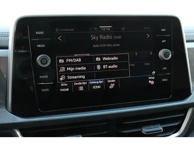 Volkswagen T-Roc 1.5 TSI DSG Style 2023 Benzine 20