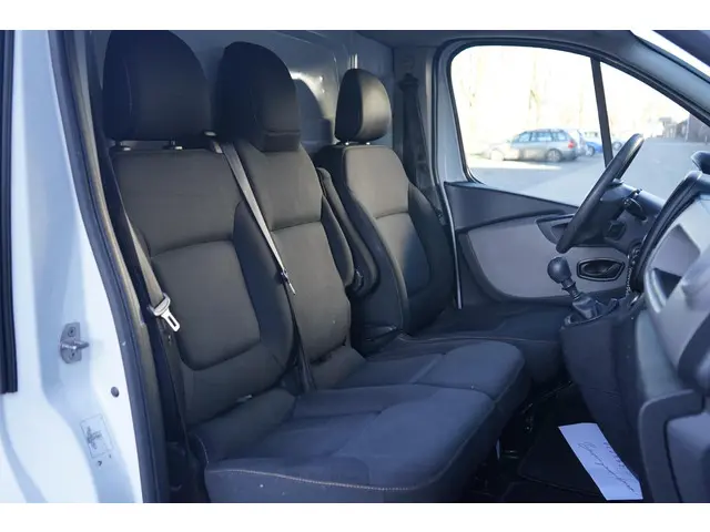 Renault Trafic 1.6 dCi T27 L1H1 Comfort 2016 Diesel 16