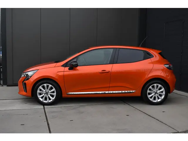 Renault Clio TCe 90 GPF evolution 2024 Benzine 5