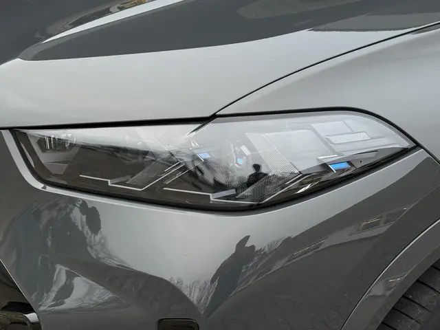 BMW X5 xDrive50e M SPORT 2023 Hybride Benzine 12