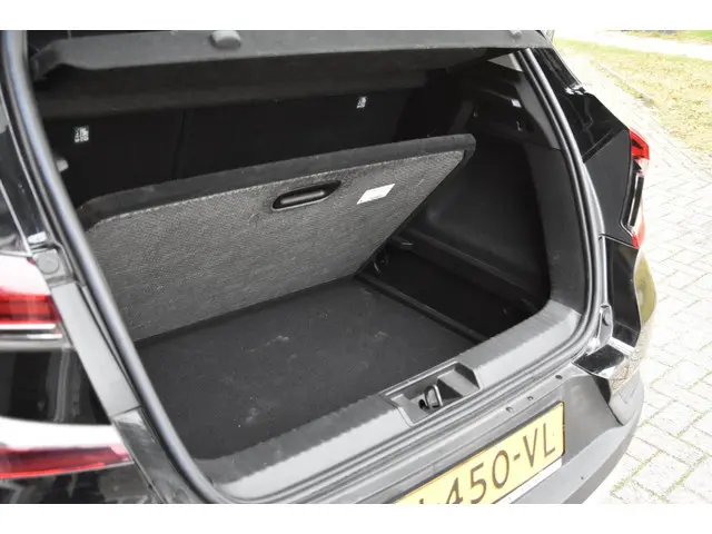 Renault Captur 1.0 TCe 90 Zen -Rijklaar! 2022 Benzine 24