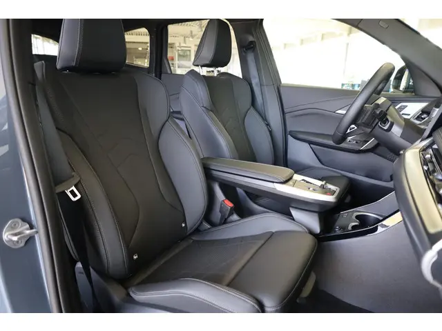 BMW X1 xDrive30e 2025 Hybride Benzine 8