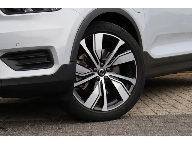 Volvo XC40 T5 Recharge R-Design 2021 Hybride Benzine 35