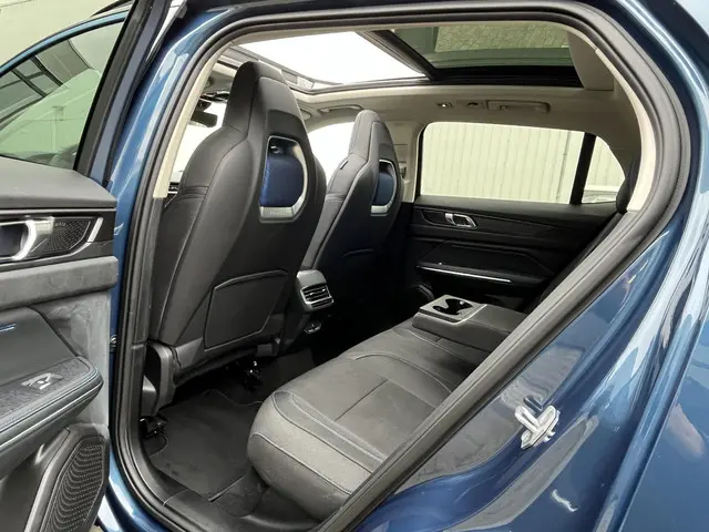 Lynk & Co 01 1.5 2023 Hybride Benzine 24