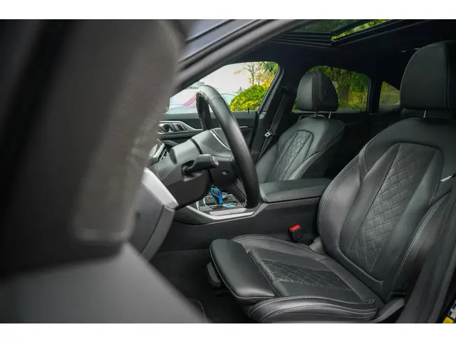 BMW i4 M50 High Executive 84 kWh 2022 Elektrisch 8