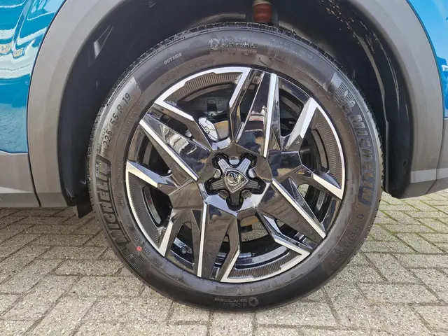 Peugeot 3008 1.2 Hybrid 145 GT 2025 Hybride Benzine 28