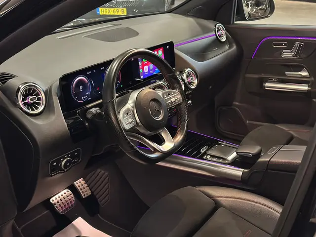 Mercedes-Benz GLA 200 AMG|PANO|SFEER|MEMORY 2021 Benzine 10