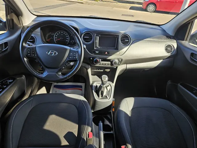 Hyundai i10 1.0i i-Motion Go! 2016 2016 Benzine 19