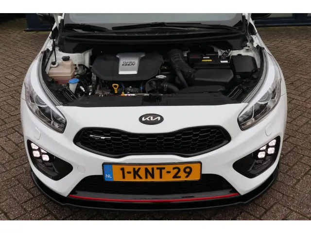 Kia pro_cee'd 1.6 GT First Edition 2013 Benzine 11