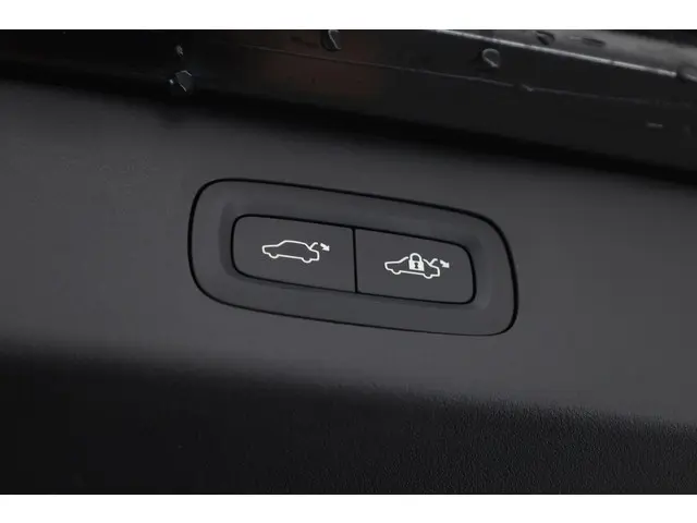 Lynk & Co 01 1.5 2023 Hybride Benzine 24