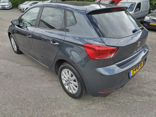 SEAT Ibiza 1.0 TSI Flex 2020 Benzine 6
