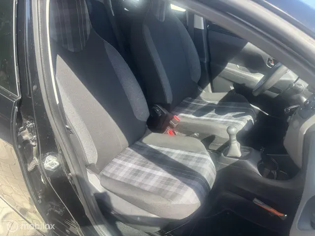 Peugeot 108 1.0 e-VTi Active 2018 Benzine 9