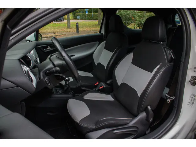 Citroën DS3 1.2 VTi Chic 2014 Benzine 3