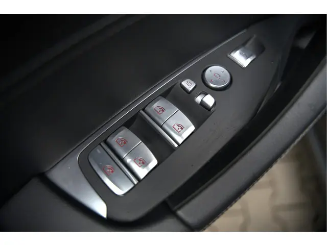 BMW iX3 High Executive 80 kWh 2021 Elektrisch 24