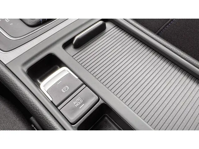 Volkswagen e-Golf e-Golf 2015 Elektrisch 16