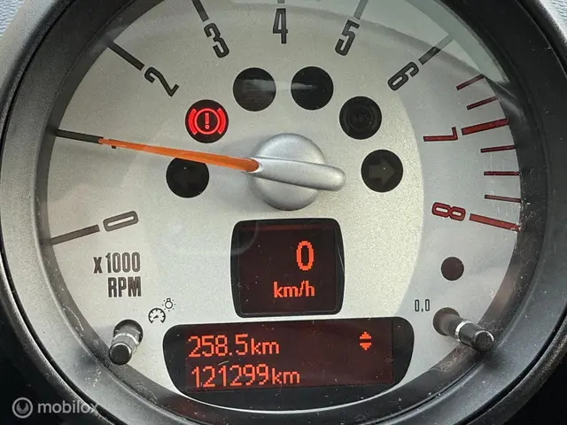 MINI Countryman 1.6 One Pepper 2013 Benzine 16