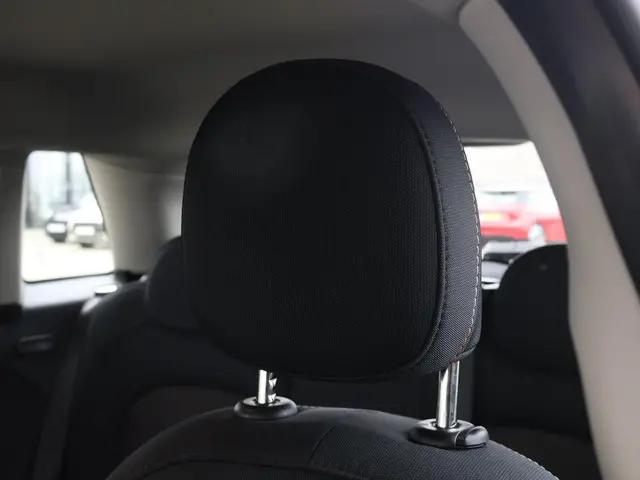 MINI Cooper Mini 1.5 Camden Edition 2023 Benzine 38