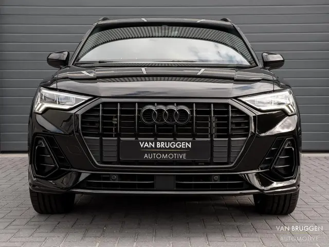 Audi Q3 45 TFSI E S-Line 2022 Hybride Benzine 6