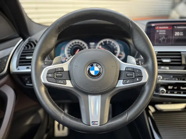 BMW X3 xDrive20i High Executive | M-Sport | 2018 Benzine 13