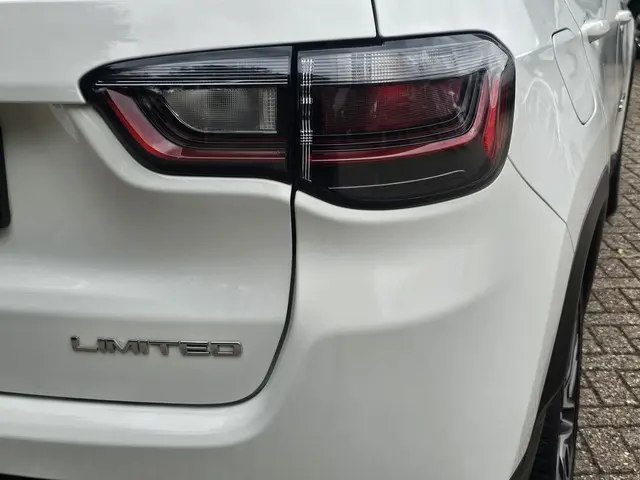 Jeep Compass 1.3T Limited Camera/Leer/Pdc 2022 Benzine 10