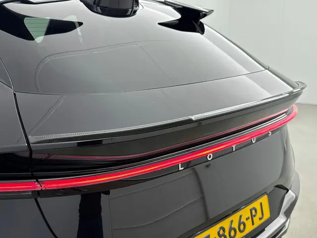 Lotus Eletre S 112kWh/603pk 2024 Elektrisch 10