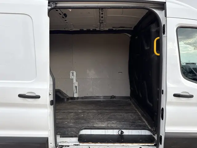 Ford E-Transit 89kWh 2023 Elektrisch 10