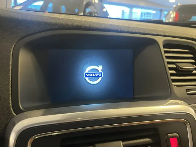 Volvo V60 T5 245pk Summum Automaat 2017 Benzine 17