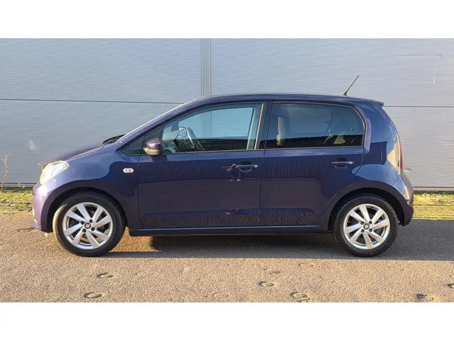 SEAT Mii 1.0 Sport Connect 2015 Benzine 4