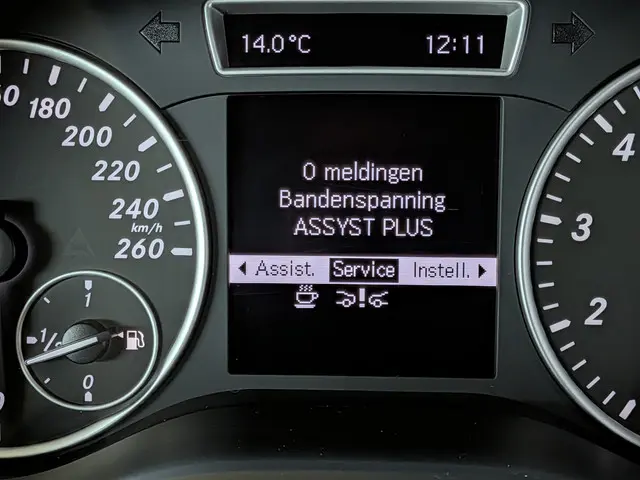 Mercedes-Benz B-Klasse 200 2012 Benzine 31