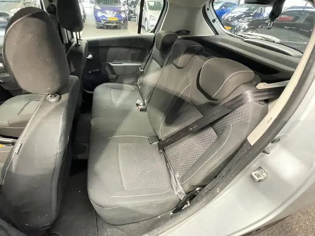 Dacia Sandero 0.9 TCe Laureate 2017 Benzine 8