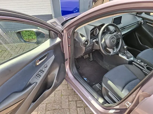 Mazda 2 1.5 Skyactiv-G Skylease+ 2015 Benzine 7