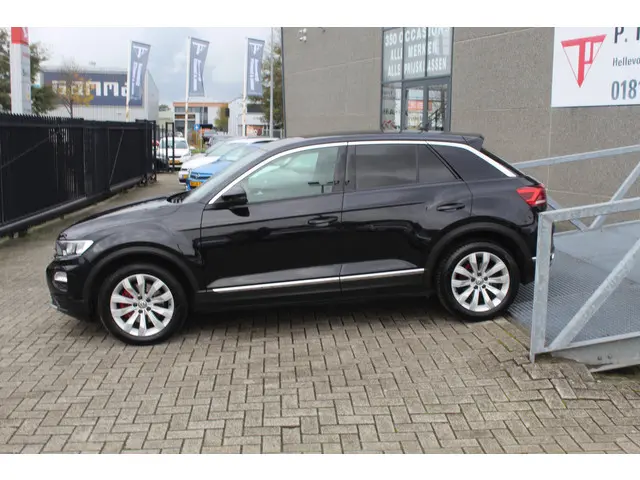 Volkswagen T-Roc 2