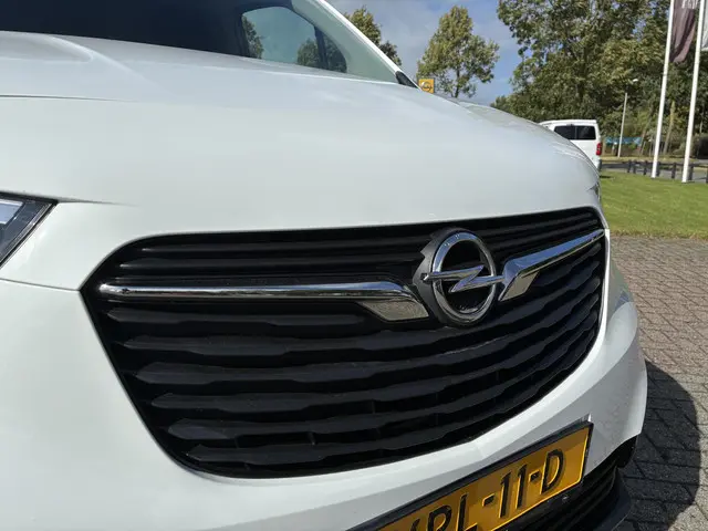 Opel Combo 1.5 Turbo 102Pk L1H1 Edition 2022 Diesel 35