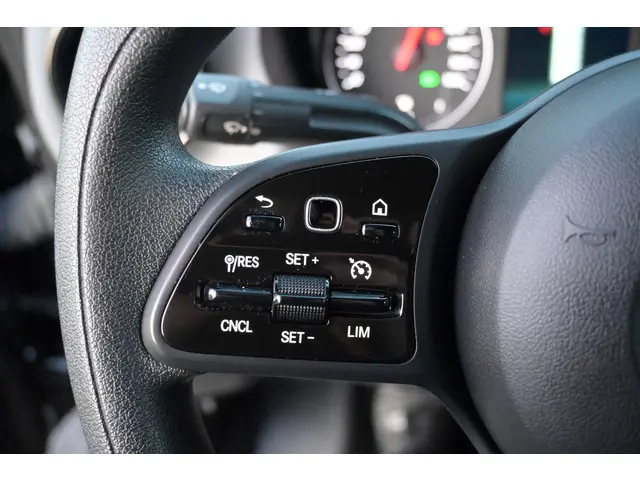 Mercedes-Benz Sprinter 317 CDI L2H2 2021 Diesel 14