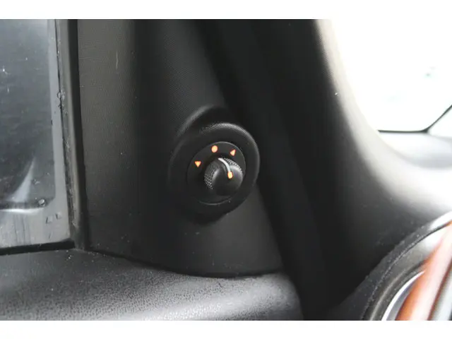 Fiat 500L 1.4-T-Jet Beats Edition Automaat 2014 Benzine 17