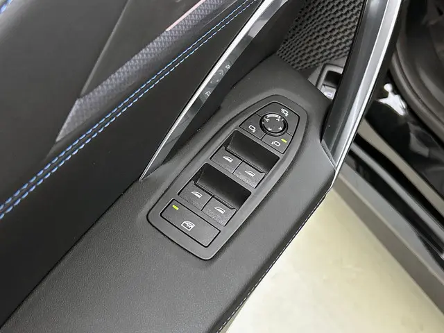 BMW X1 sDrive18i 2025 Benzine 34