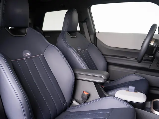 MINI 3-Deurs C 2025 Benzine 8