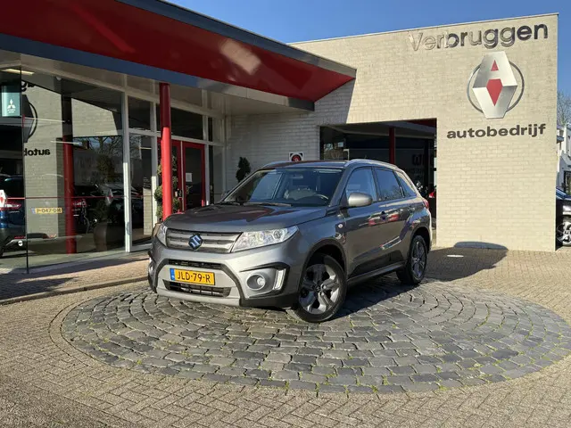 Suzuki Vitara 1.6 Exclusive 2015 Benzine 23