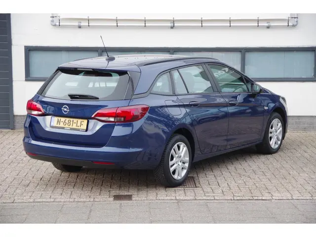 Opel Astra Sports Tourer 1.2 Edition 2020 2020 Benzine 23