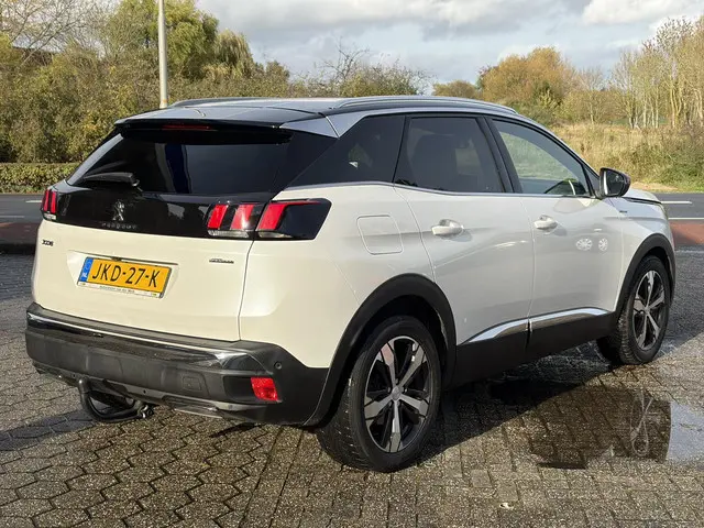 Peugeot 3008 1.6 e-THP GT Line 2018 Benzine 8