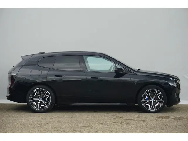 BMW iX xDrive40 2021 Elektrisch 3