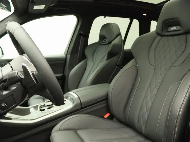 BMW X5 xDrive50e 2025 Hybride Benzine 23