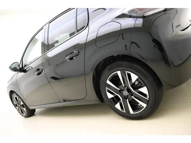 Peugeot 208 1.2 PureTech 100 Allure 2024 Benzine 16