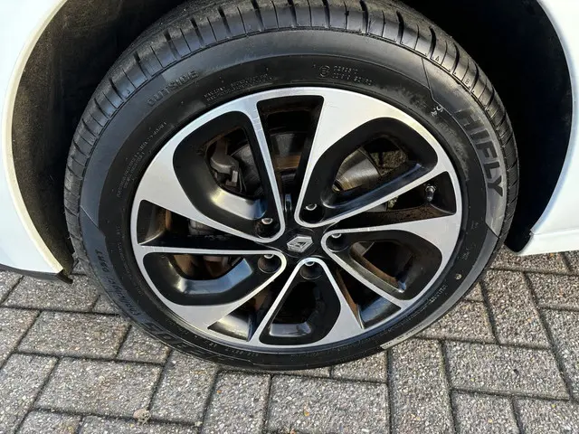 Renault Scénic 2.0 Bose 2014 Benzine 47