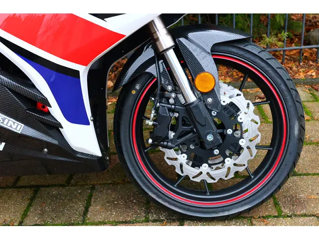 Yamaha YZF R125 TRMOTOR 125 GP-ONE [A1 A2] 2026 Benzine 14