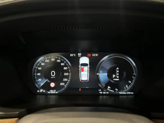 Volvo V90 2.0 T8 AWD Inscription 2019 Hybride Benzine 6