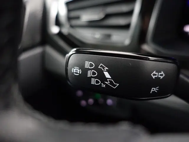 Volkswagen Polo 1.0 TSI Life- 2023 Benzine 18