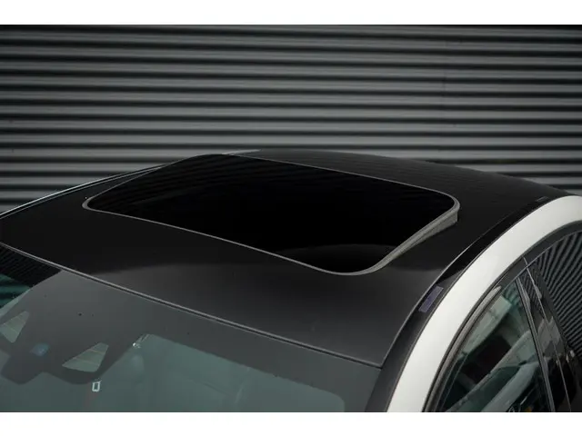 Mercedes-Benz C-Klasse AMG 43 4MATIC 2016 Benzine 26