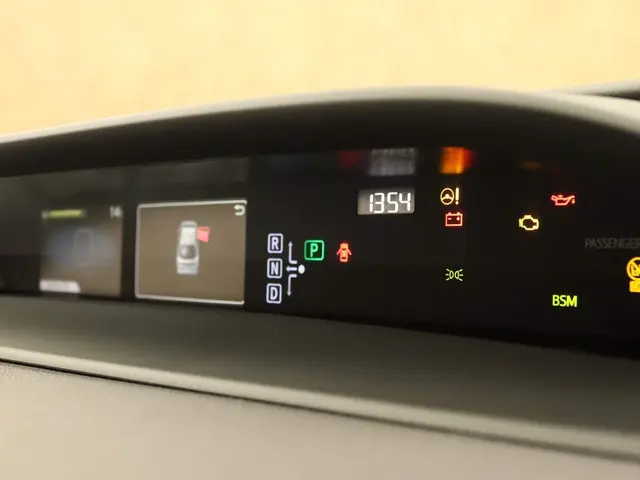 Toyota Prius 1.8 Active 2018 Hybride Benzine 34