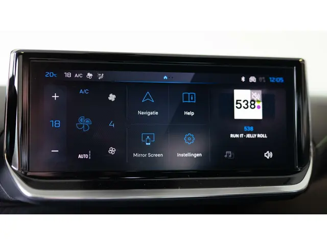 Peugeot e-2008 EV GT 54 kWh 2023 Elektrisch 20